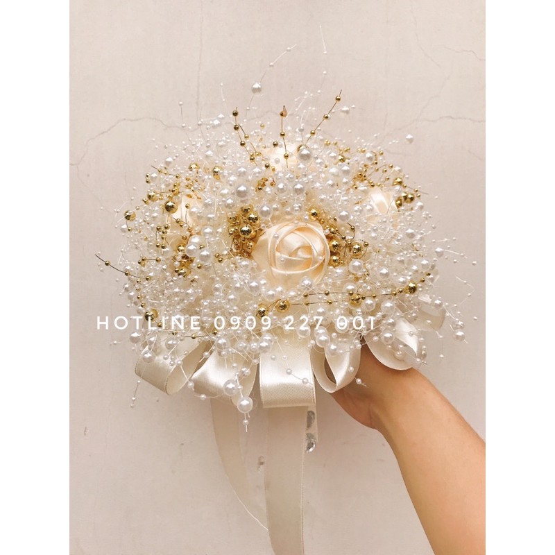 [GIAM8KFOLLOWER]-Bó hoa cưới cầm tay cô dâu kết cườm với hoa màu hồng Pastel hiện đại - Hoa cưới hạt trai cầm tay cô dâu