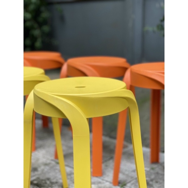 Ghế đôn nhựa,