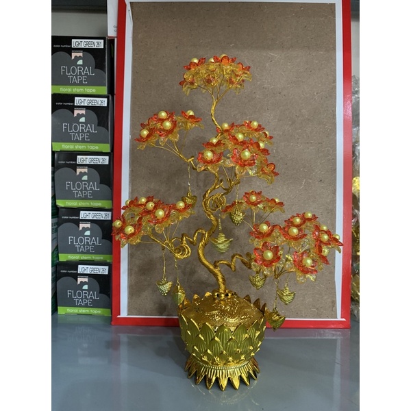 Chậu sen với hoa pha lê cao 30cm