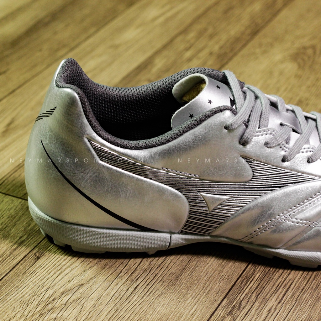 Giày đá banh cỏ nhân tạo Mizuno Rebula Cup Select AS TF DNA - Galaxy Silver/Black