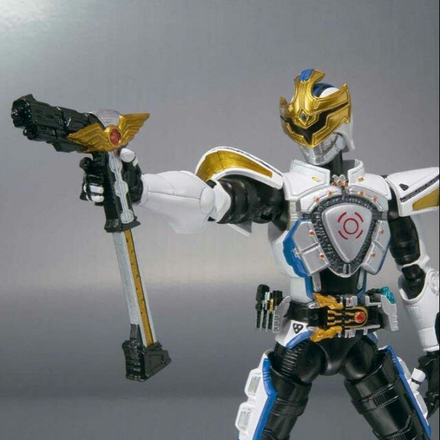 Mô hình SHF kamen rider Ixa