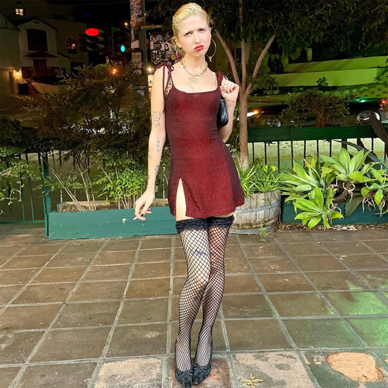 Brroa Đầm Ôm Hai Dây Màu Đỏ Đậm Đính Kim Tuyến Lấp Lánh Xẻ Tà Bên Hông Phong Cách Harajuku Gợi Cảm Cho Nữ