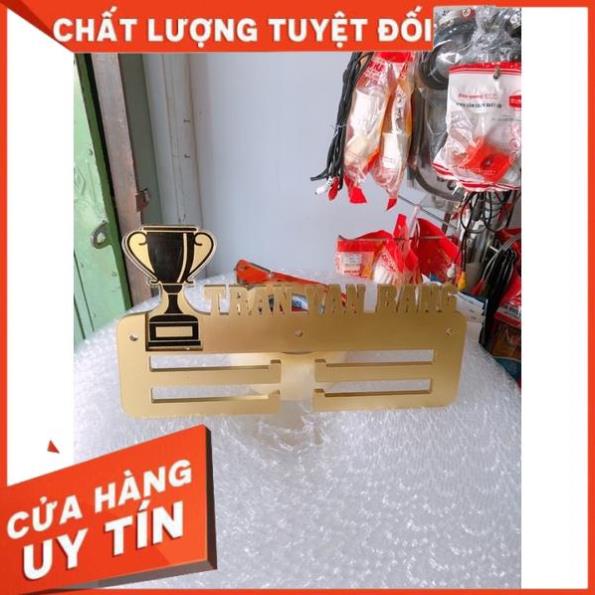Giá treo huy chương, giá trưng bày cúp lưu niệm bằng Mica cao cấp, acrylic holder
