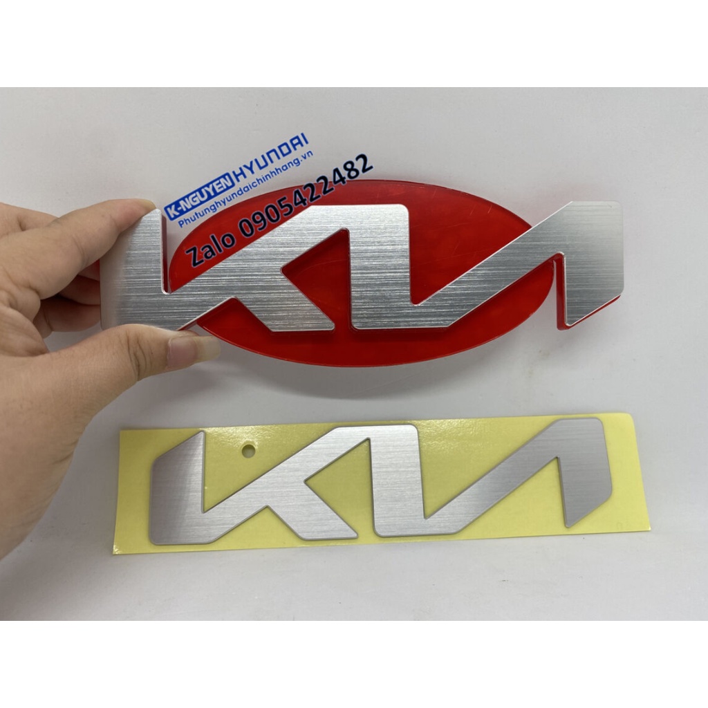 Bộ Logo mới xe Kia Carnival 2022