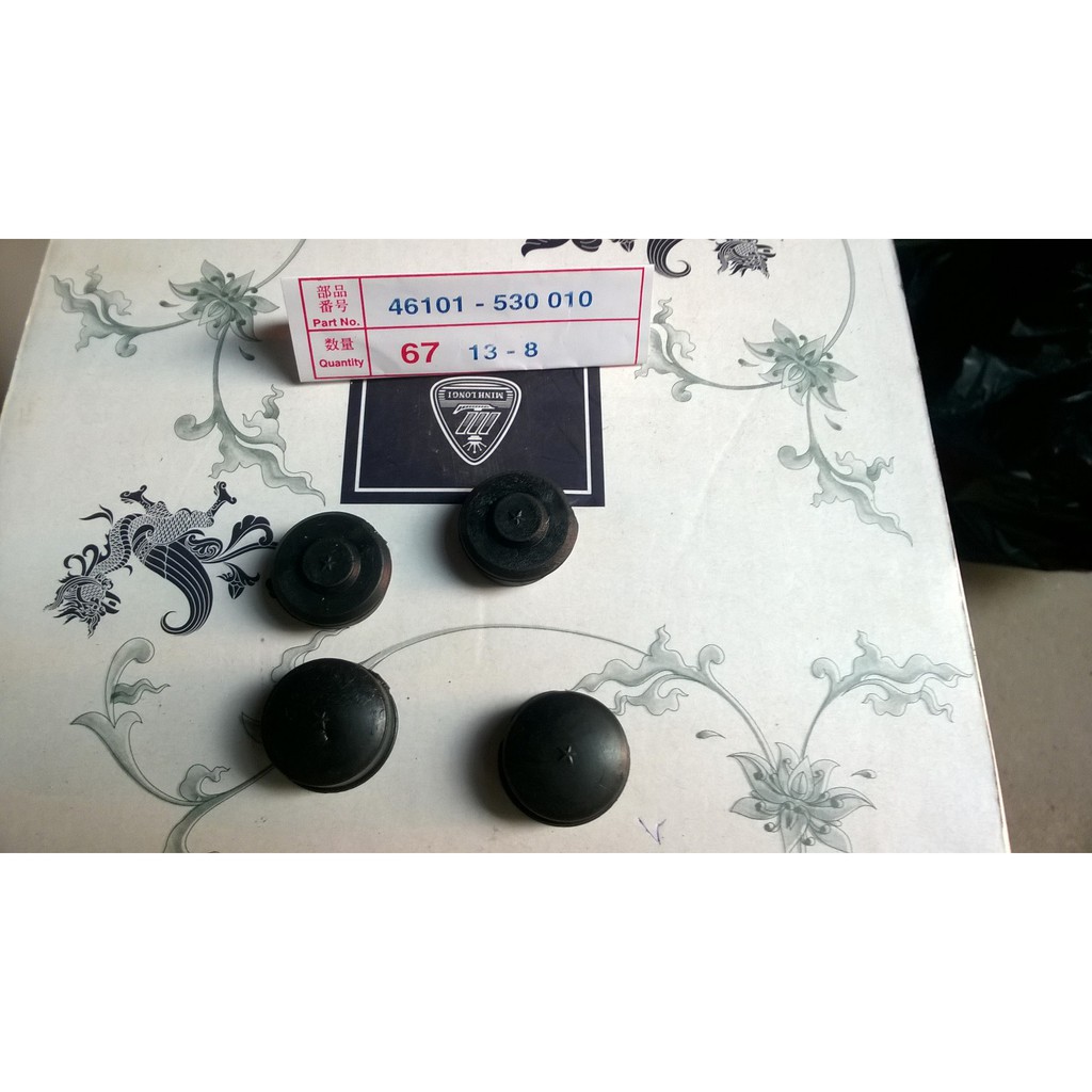 Bộ 4 cao su định vị bình xăng lớn honda 67