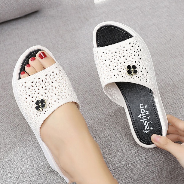 Dép trung niên, dép cho mẹ, cao 7cm tôn chiều cao, HÀNG LẺ SIZE BÁN GIÁ SỐC (Quai lỗ)