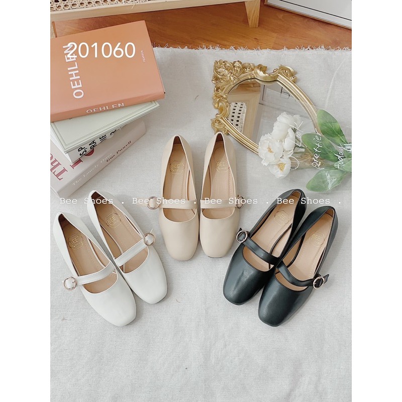 BEESHOES - GIÀY BÚP BÊ NỮ MŨI VUÔNG QUAI NGANG KHUY TRÒN - GIÀY BÚP BÊ NỮ DA LÌ SẴN MÀU ĐEN - BE 201060