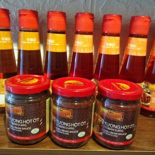 Tương Hột Ớt Lee Kum Kee 226gr/ Chilli Bean Sauce (Toban Djan) Hong Kong Hàng Chính Hãng