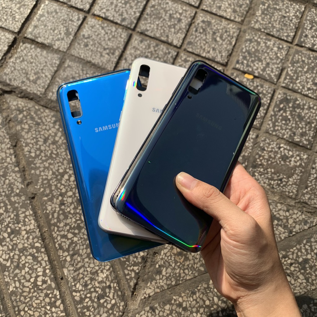 VỎ SƯỜN ĐIỆN THOẠI SAMSUNG GALAXY A50 ZIN .