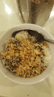 Muối Vừng truyền thống (Lạc đỏ và Vừng đen thơm nức)