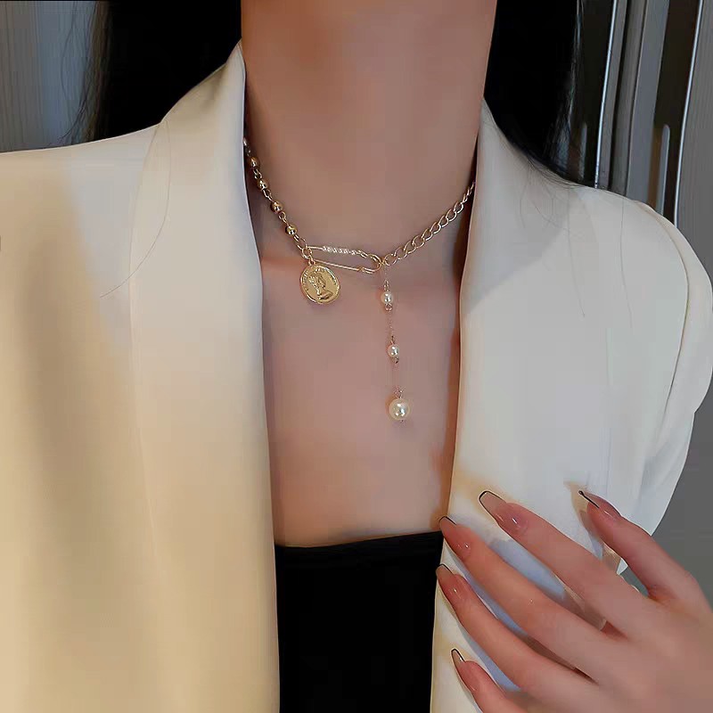 Vòng cổ mặt hình đồng xu đính ngọc trai nhân tạo thời trang hàn quốc thích hợp cho nữ