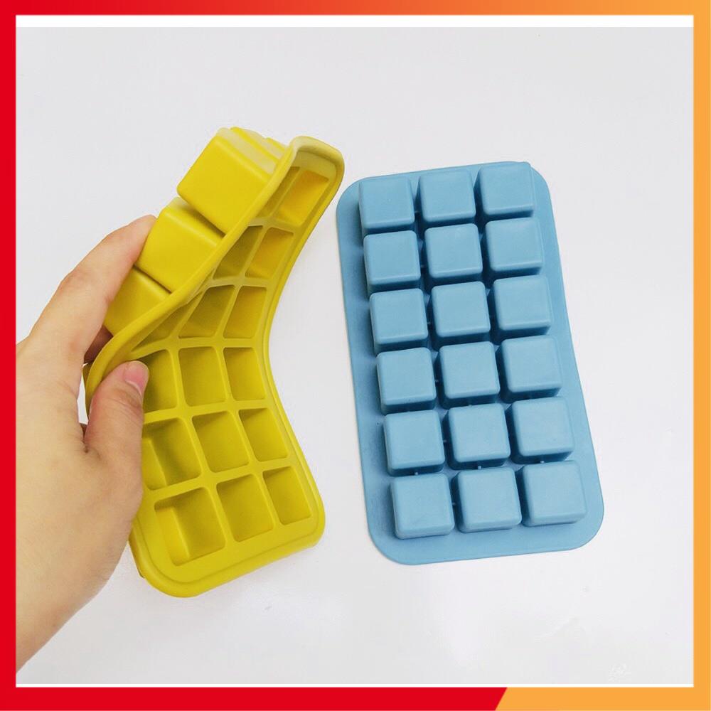 Khuôn Làm Đá, Làm Thạch Rau Câu Bằng Silicone 18 viên Locknlock CKT202 - Hàng chính hãng