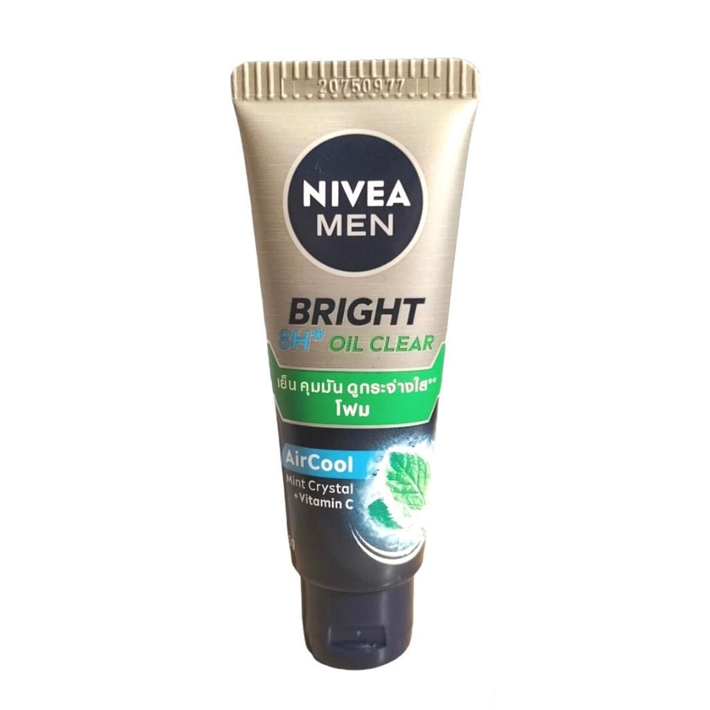 Sữa Rửa Mặt Nivea Men sạch nhờn mát lạnh dạng bọt mịn 15g-Hàng Mini