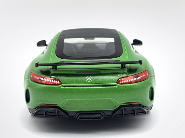 Xe Mô Hình Mercedes - AMG GT R 1:24 Welly ( Xanh Lá )