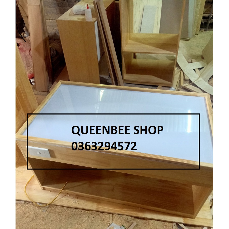 Bàn học ánh sáng bằng gỗ  I Giáo cụ Montessori