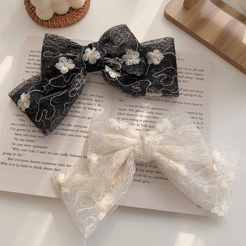 Kẹp nơ vải ren sang trọng Vintage KAH177