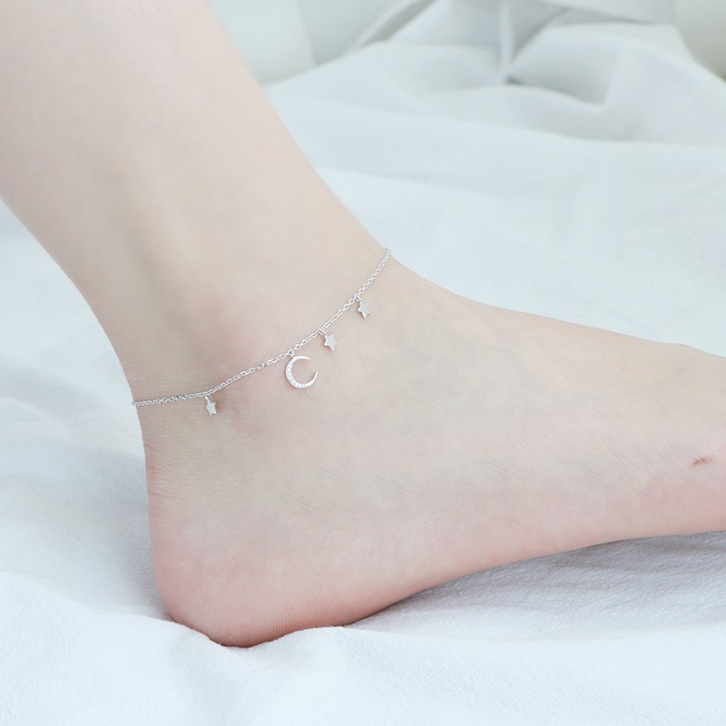 Vòng Tay Đính Đá Hình Ngôi Sao Và Mặt Trăng C110