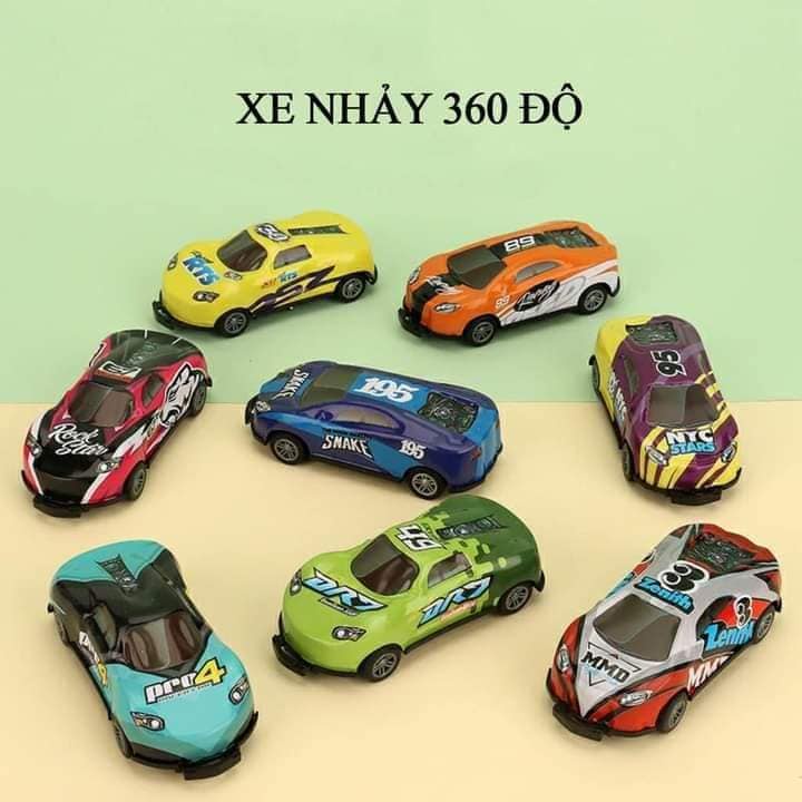 Sét 5 xe ô tô đồ chơi trẻ em siêu xe nhảy 360 độ chạy đà mini xô đẩy va chạm và phục hồi