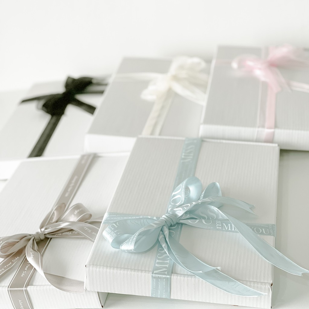 Hộp quà tặng 08/03 Crabit - Ribbon Box - 105K | BigBuy360 - bigbuy360.vn