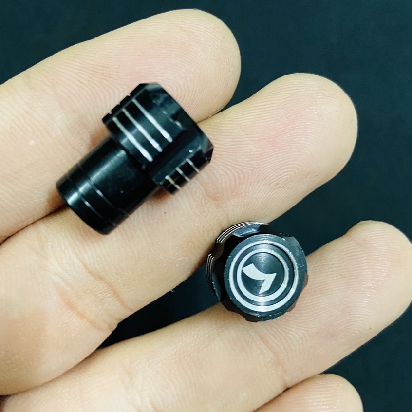 Van vòi Kitaco chất liệu nhôm nhiều màu sắc gắn tất các các dòng xe máy