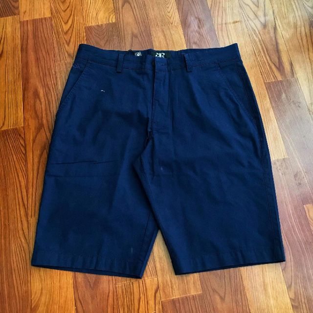 Quần short đũi Rulo siêu mềm nhẹ mát.