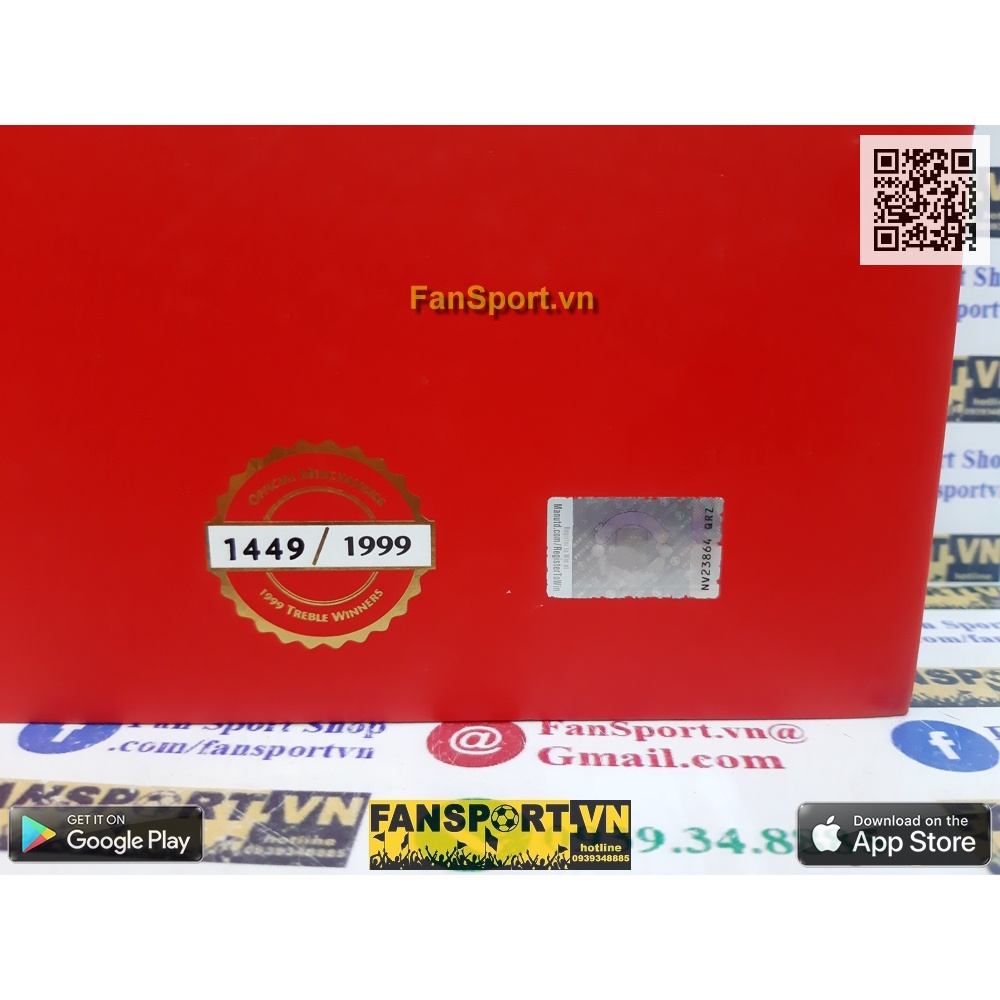 Bộ huy hiệu áo đấu Badge Manchester United 20 Anniversary 1999 Treble Winners box set red