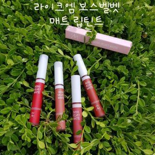 Son kem Like M màu nâu đất và đỏ gạch