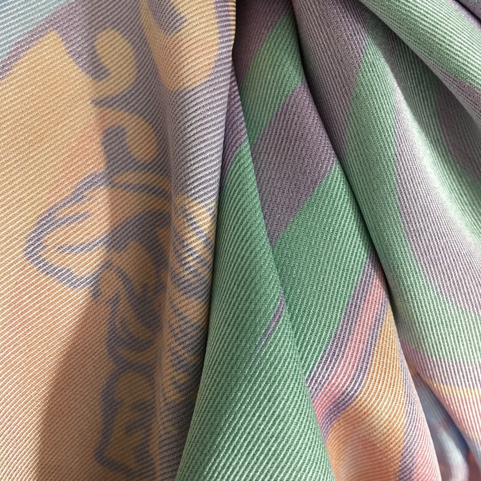 Áo sơ mi nữ thời trang cao cấp Versace phong cách cá tính, thời thượng