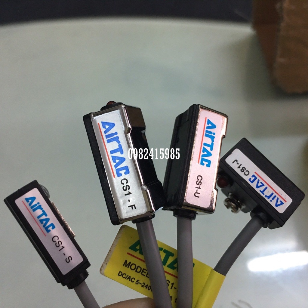 Cảm biến xilanh CS1-F ;CS1-S;CS1-U;CS1-M  CS1-J Hàng Loại 1
