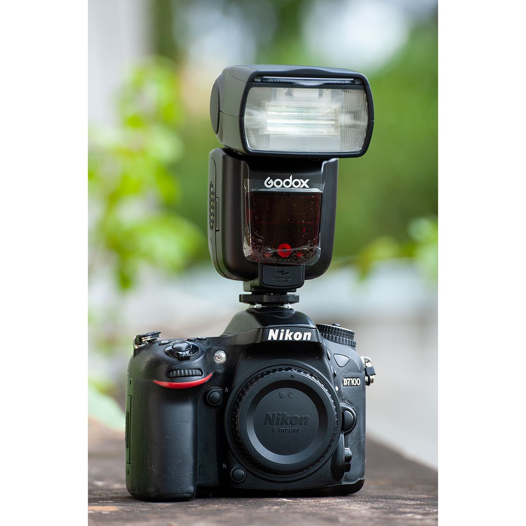 Đèn Flash máy ảnh Godox TT685 (không gồm pin +sạc)