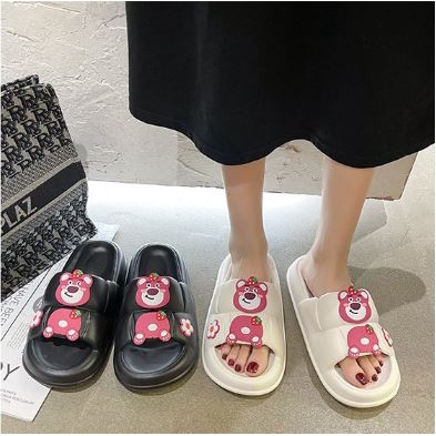 Dép Thời Trang Nữ Đế Bánh Mì Hình Họa Tiết Gấu Xinh Xắn Mang Êm Chân Chống Trơn