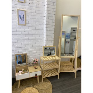 Gương kệ gỗ soi toàn thân màu tự nhiên tiện lợi - Homevuive