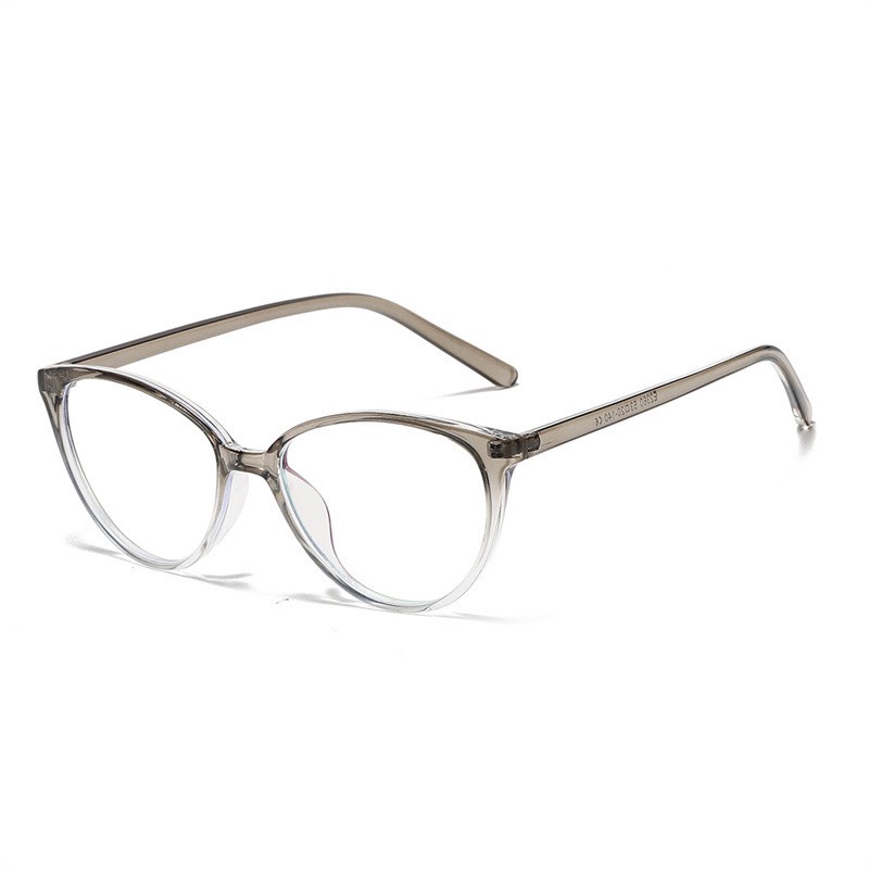 Kính mắt mèo form vừa dễ mang chống tia UV