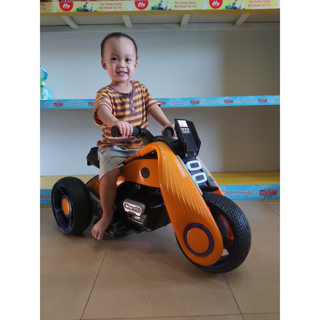 Xe máy điện trẻ em, xe mô tô điện cho bé TILO KIDS TLK-9999 3 bánh cho bé trai và bé gái từ 2 tuổi có bluetooth