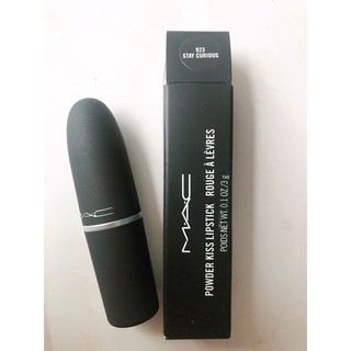 Son MAC 923 Stay Curious - Powder Kiss Lipstick (3g) ( Cam Đất Ánh Đỏ) - ITALY