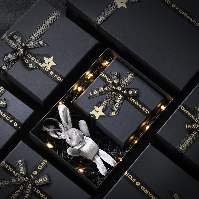 Hộp quà tặng hộp quà sinh nhật gắn nơ ngôi sao màu đen