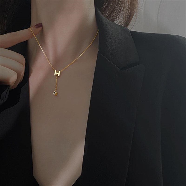 2304VC - VÒNG CỔ NỮ
