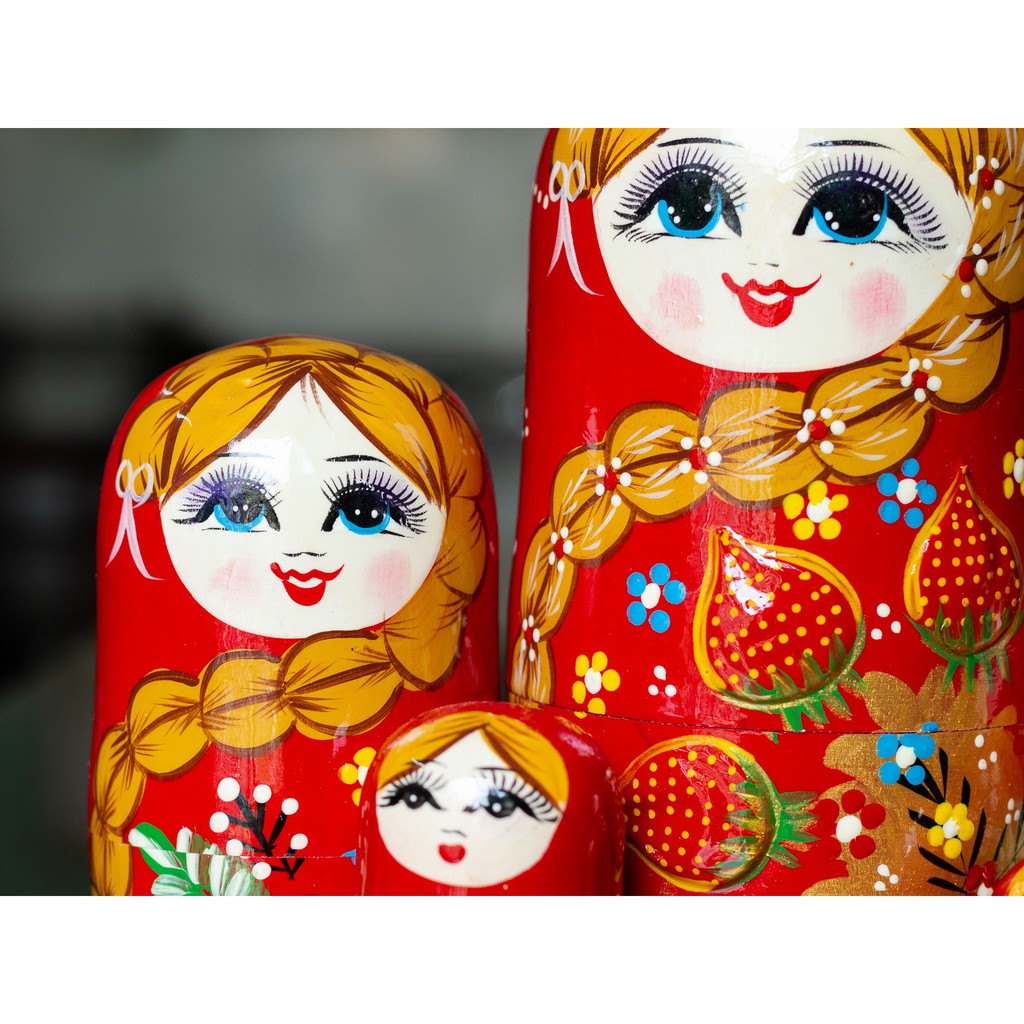 (HÀNG NGA CHÍNH HÃNG NHẬP KHẨU) BỘ BÚP BÊ NGA MATRYOSHKA 7 LỚP MÀU ĐỎ MAY MẮN CỰC CUTE