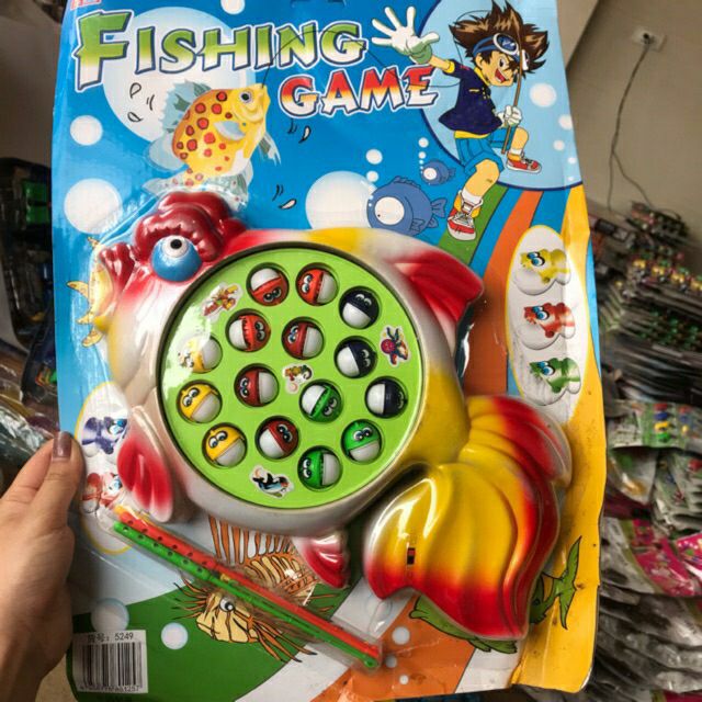 Bộ câu cá  chạy bin hình con cá  giúp tập phản xạ cho bé