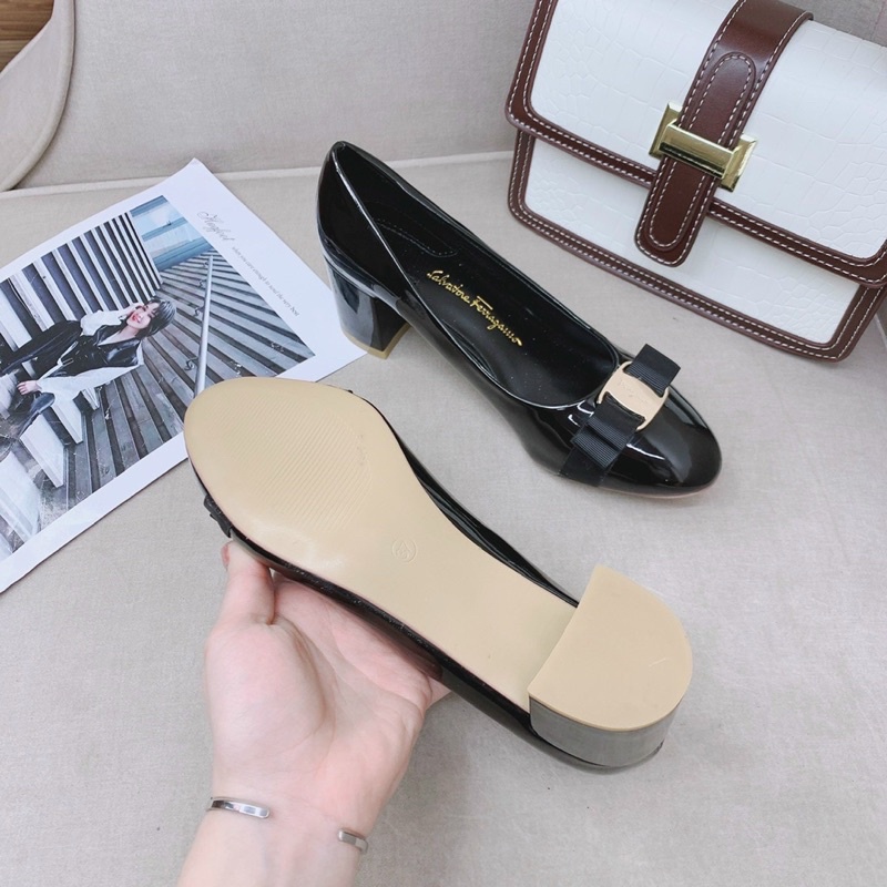 HÀNG CÓ SẴN !!! Salvatore gót vuông da bóng