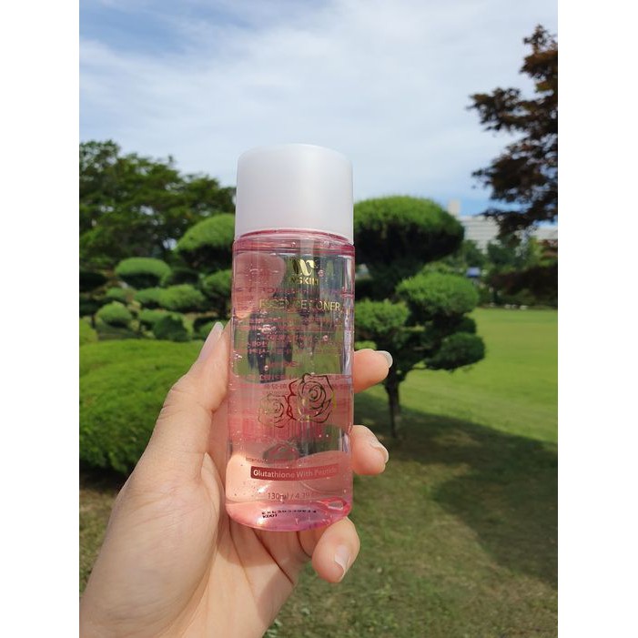 Toner Nước hoa hồng dưỡng trắng cấp ẩm WSKIN Toner Essence Hàn Quốc