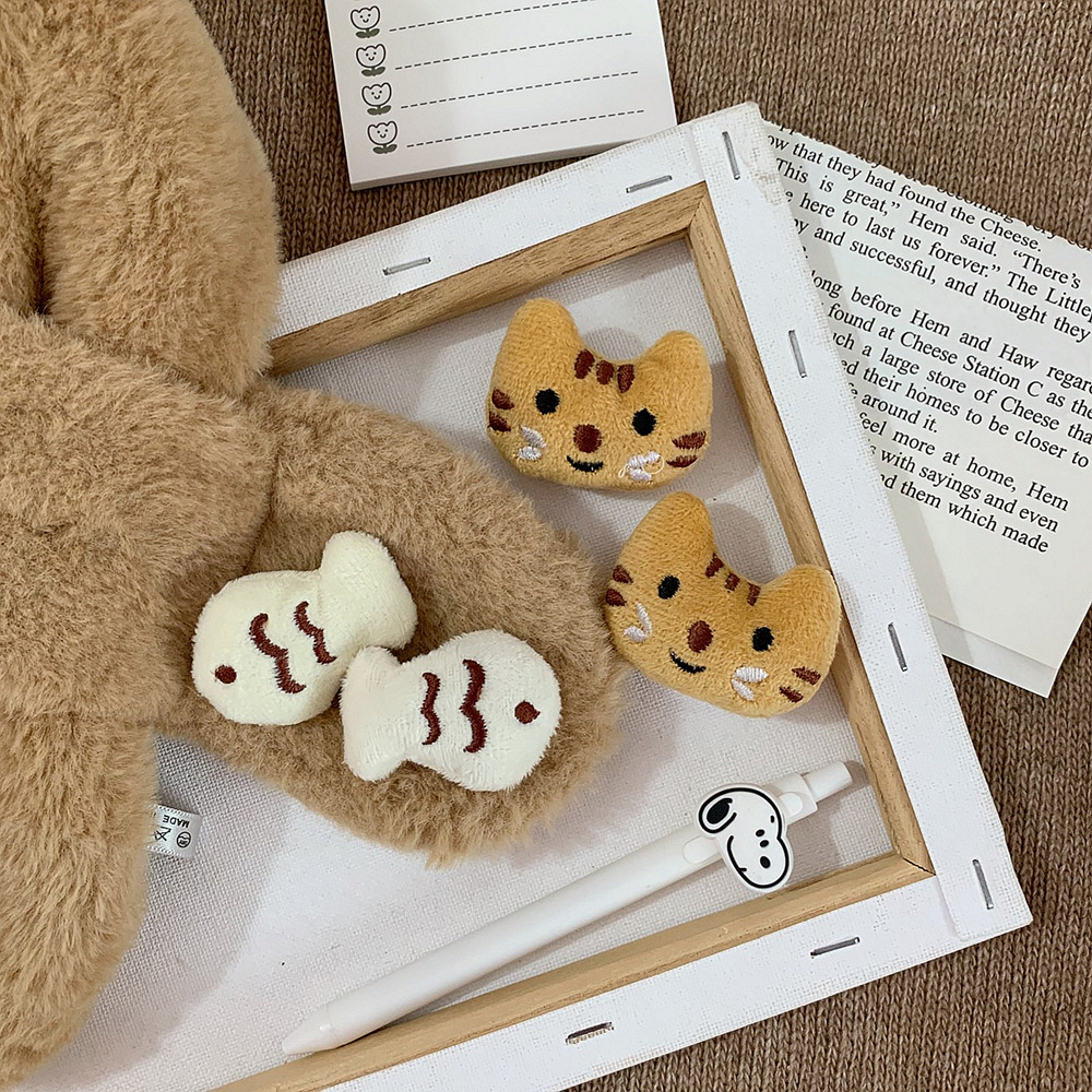 Phụ kiện trâm cài áo,balo,túi tote hình Cá Mèo Cute