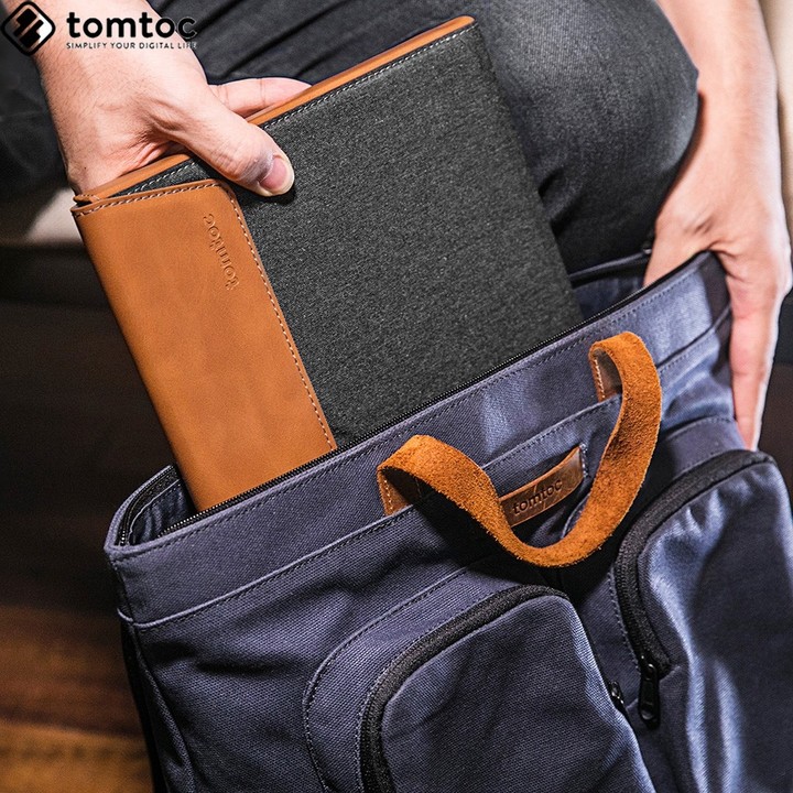 [Chính Hãng] Túi Chống Sốc TOMTOC Premium Leather Cho Macbook Pro 15 New H15