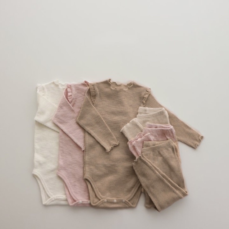 Set bodysuit cotton, set bộ quần áo thu đông và turban mềm mại chất gân xốp cực yêu cho bé