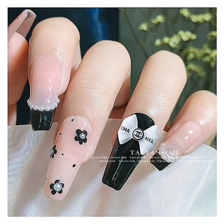 Charm Nơ Thương Hiệu Trắng Đen Đính Móng