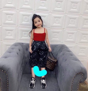 Set bộ áo dây quần LV cho bé gái