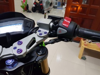 Cùm CB1100 và CB650