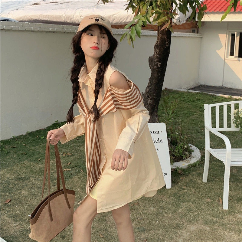 IELGY  Áo Nữ Tay Dài Hở Vai Giả Hai Lớp Họa Tiết Sọc Thời Trang