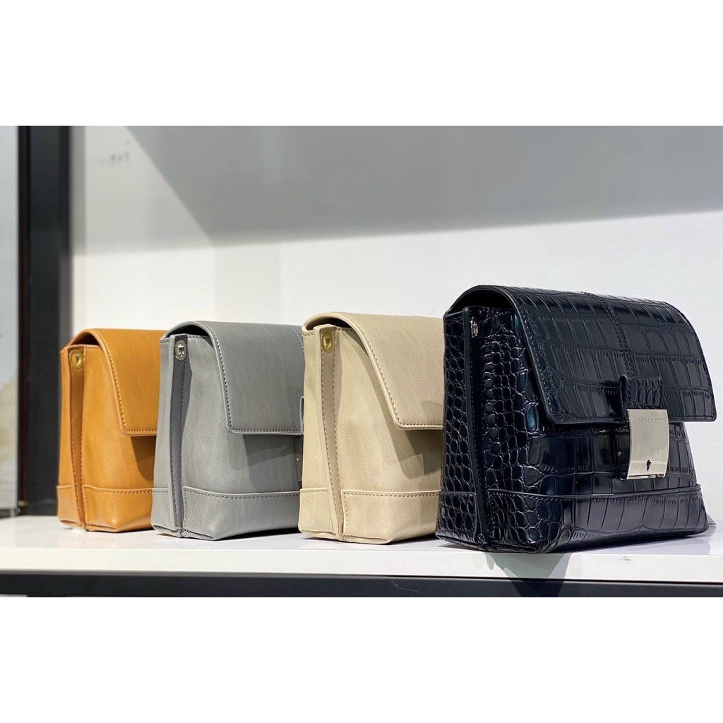 Túi đeo vai đeo chéo nữ CNK chất da chuẩn hàng store.Lock Crossbody Bag0
