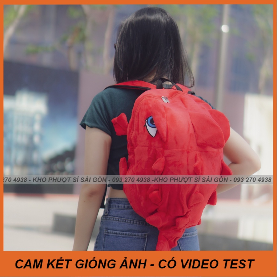 Balo khủng long - tắc kè màu đỏ nhung chất liệu Nhung mịn size lớn đựng mũ bảo hiểm